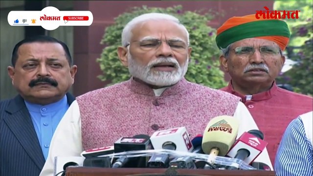 संसदेत बोलू दिले जात नाही