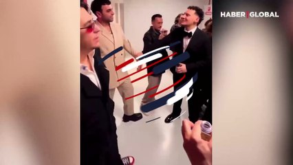 Ödül töreninde karşılaşan, Edis, Ersay Üner, Ezgi Mola ve KÖFN'den 'Bi Tek Ben Anlarım' düeti!