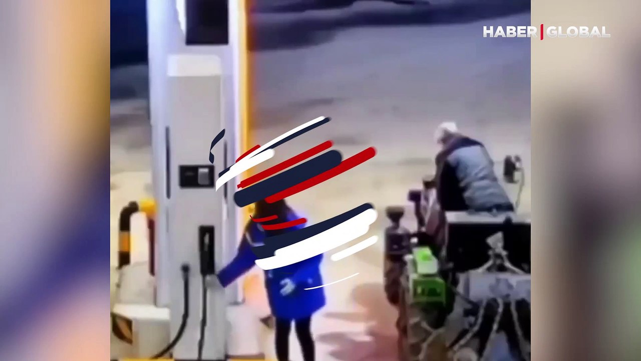 Akaryakıt istasyonunda ilk iş günü olan kadının görüntüleri, gündem oldu