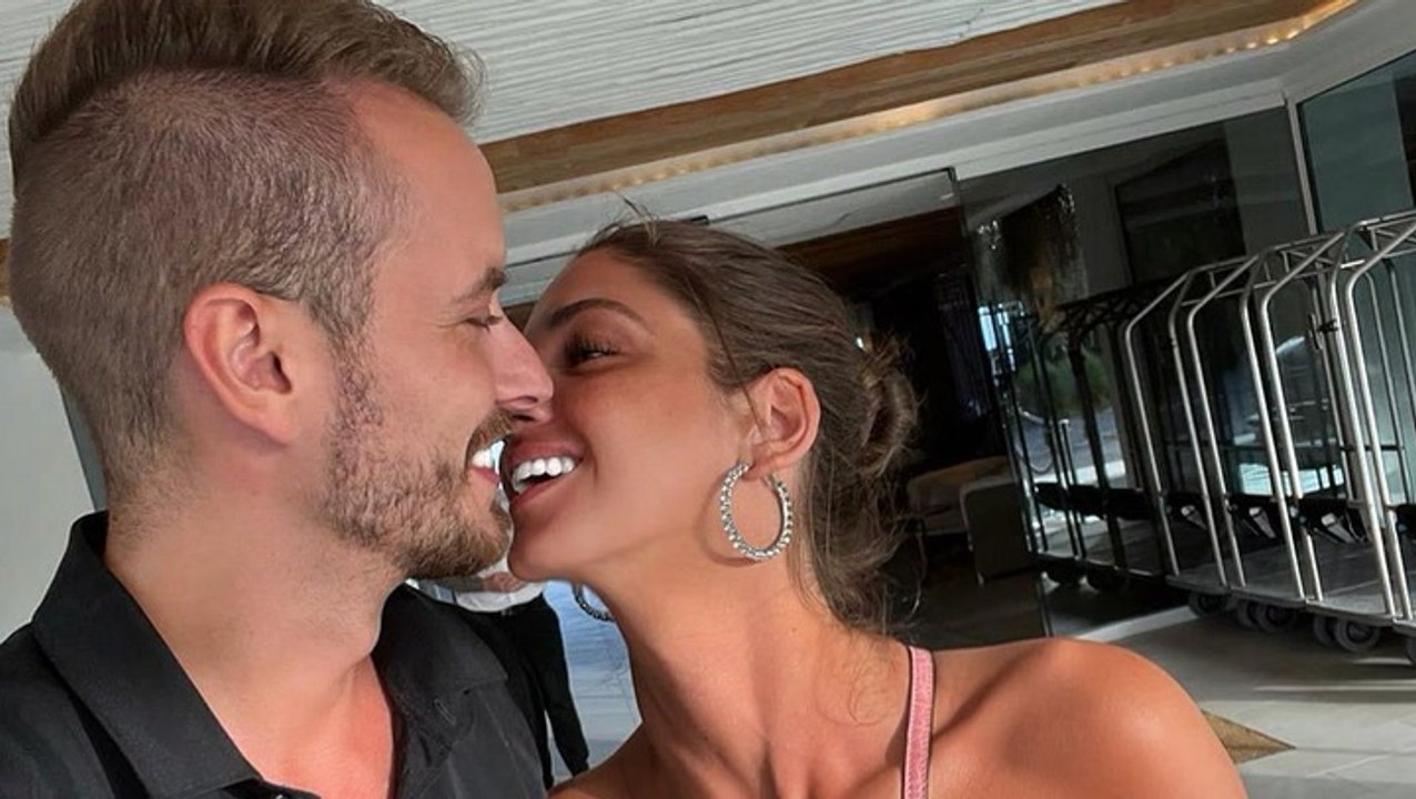 Flitterwochen? Julian Claßen & Tanja im Traumurlaub