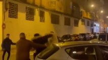Pelea a puñetazos en plena calle entre aficionados marroquíes y españoles en Málaga