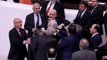 İYİ Parti’den ‘yumruk’ kararı… AKP’li vekiller söz aldığı sırada…