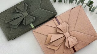 DIY Gift Wrapping - Gift Packing And A Paper Bow