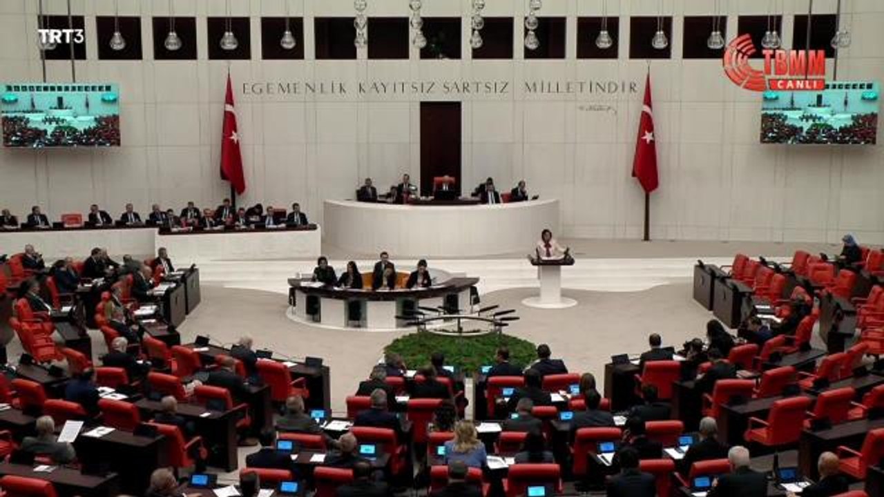 Müzeyyen Şevkin'den Bakan Kurum'a: "Deprem Vergisi İçin 75 Milyar Dolar Topladınız Sayın Bakan, Önleme Dönük Ne Yaptınız? 75 Milyar Doların Hesabını...