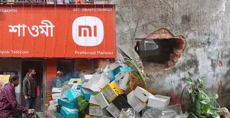 ২০ ইঞ্চি দেওয়াল সিঁধ কেটে মোবাইল দোকানে চুরি |OneIndia Bengali