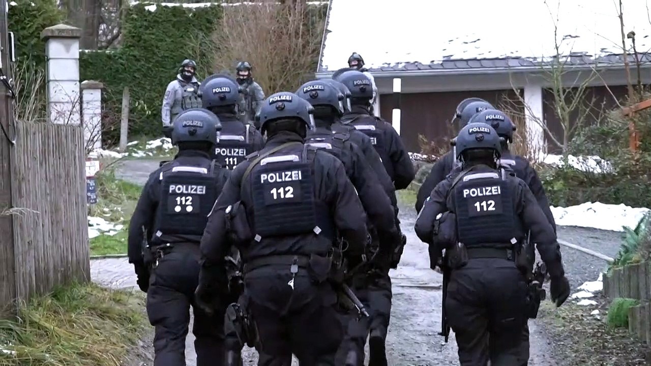 Reichsbürger planten offenbar gewaltsamen Umsturz in Deutschland