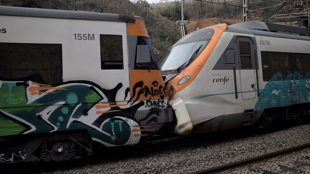 Se alcanzan los 150 heridos después de un choque de dos trenes en Barcelona