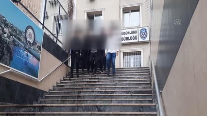 Fatih'te bir kişinin öldürülmesine ilişkin gözaltına alınan 5 kişi adliyede