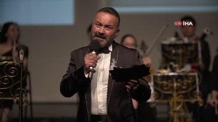 Zeki Müren Bursa'da şarkılarla anıldı