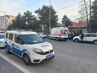 KAYSERİ'DE 5 ÖĞRENCİ, YEDİKLERİ KEK SONRASI HASTANELİK OLDU