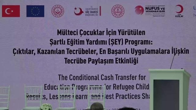 Mülteciler İçin Şartlı Eğitim Yardımı Programı İçin Ankara'da Tören Düzenlendi.