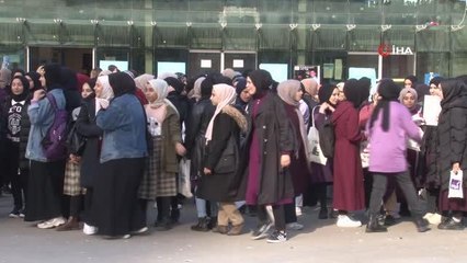 12 yaşında 5 kitap yazan çocuk fuarın gözdesi oldu