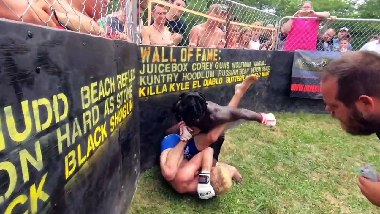 BEST STREET FIGHTS of BABY HULK ! - STREETBEEFS -