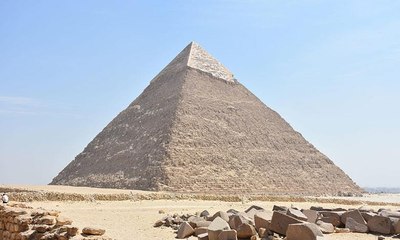 فيديو مُدهش من داخل الهرم الأكبر