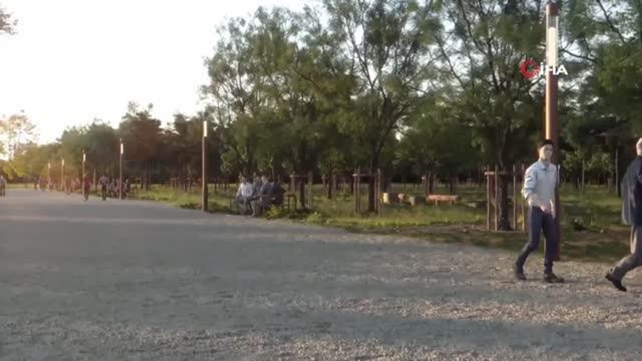 Bakan Kurum: "Bizim gözümüz hiçbir zaman dışarıda olmadı! Hele hele ithal ekonomi uzmanlarında, ithal iklim ve şehircilik uzmanlarında hiç olmadı!"