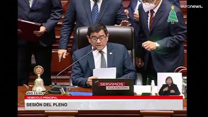 Perù, destituito il presidente Pedro Castillo