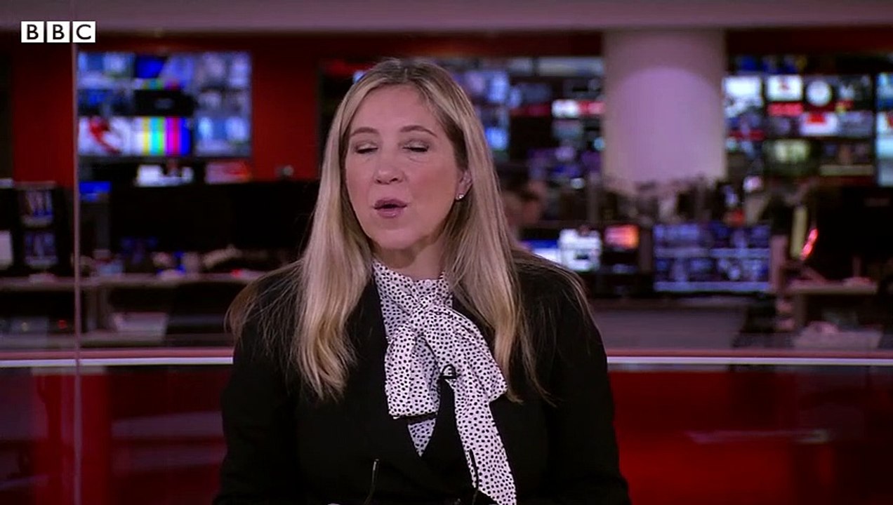 Why are 5G users experiencing problems with their phone signal  BBC News