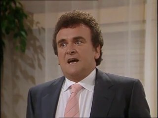 Duty Free   S3/E5  'Costa del Crime'   Keith Barron • Tony Selby