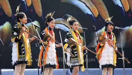 Hiye! Hiye! Original Version by Tetseo Sisters