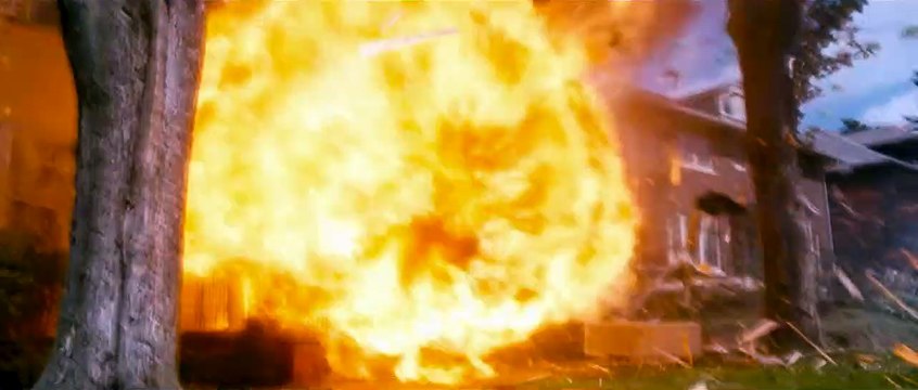 L'Aube rouge Bande-annonce (RU)