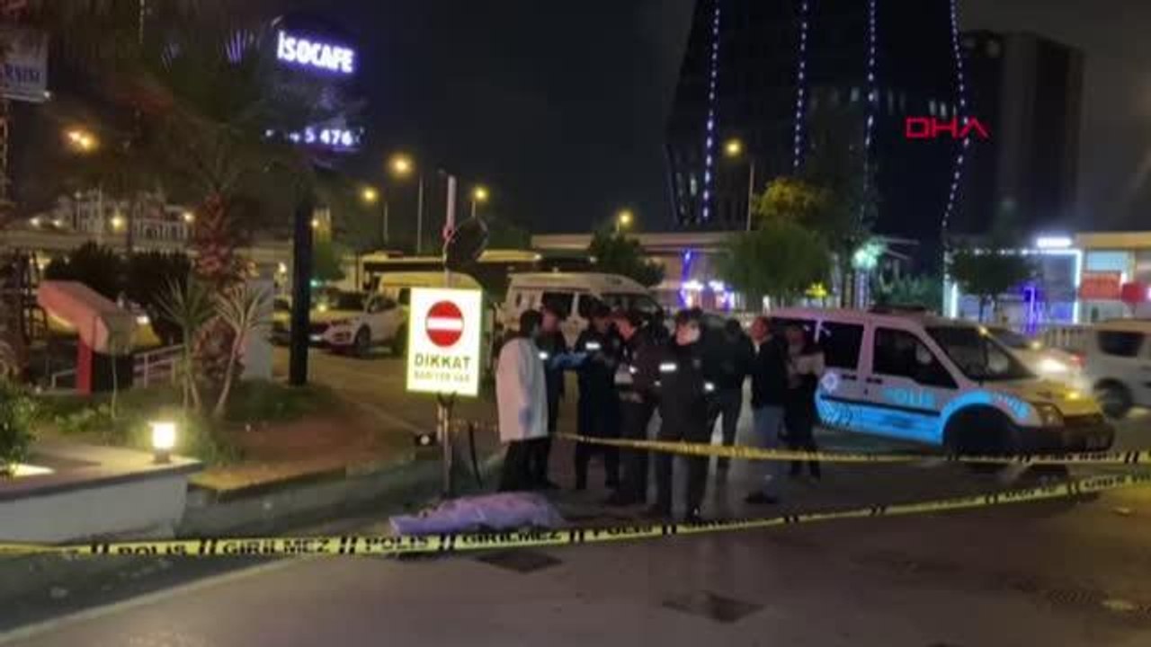 KALDIRIMDA YÜRÜRKEN, DÜŞÜP ÖLDÜ