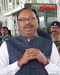 कॉंग्रेस नेते राहुल गांधी हे देशाचं नेतृत्वच होऊ शकत नाही-