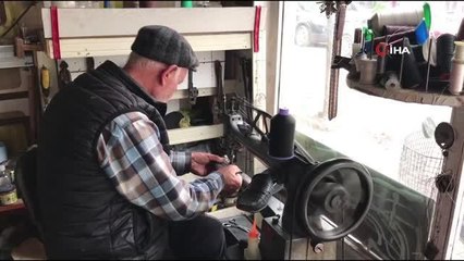 Yok olmaya yüz tutan mesleğini yarım asırdır sürdürüyor