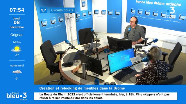 À Mours-Saint-Eusèbe, L'Atelier de Sonia, créations et relooking de meubles, objets de décoration