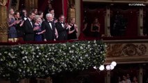 Ópera russa no La Scala é alvo de protestos durante estreia