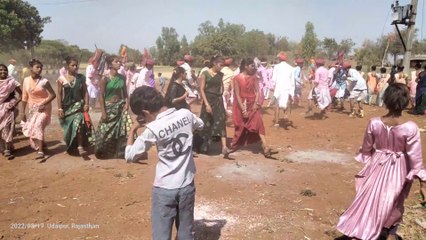 Rajasthani Adivasi Holli Dance: Celebrate Traditional Festivities 🎉 - thumbnail