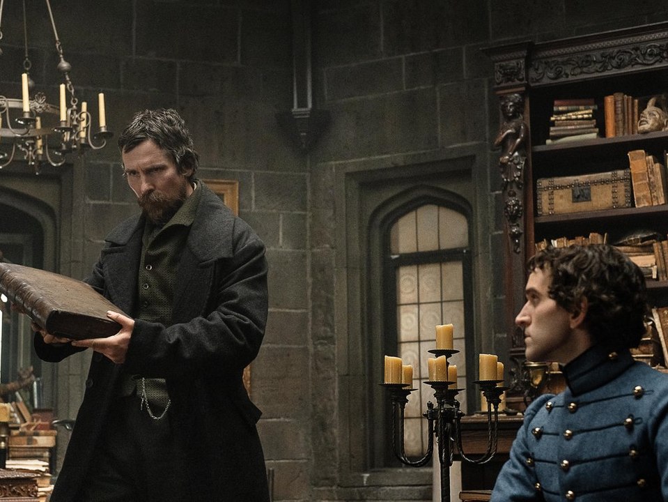"Der denkwürdige Fall des Mr Poe": Grusel-Trailer mit Christian Bale