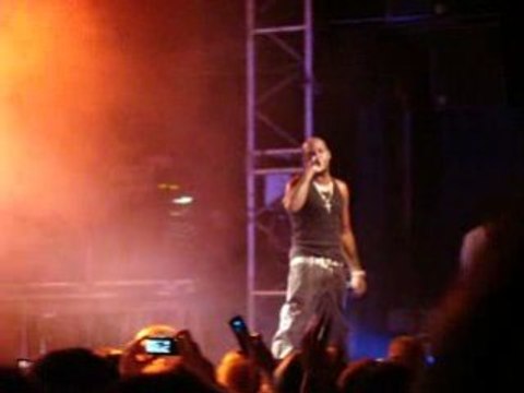 JOE - ELYSEE MONTMARTRE PARIS FEVRIER 2008