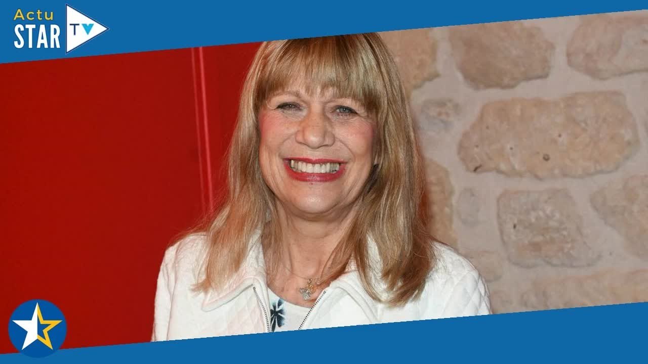 "Odieux et imbu de lui-même" : Stone détruit Claude François dont elle a refusé les avances
