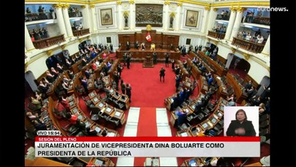Dina Boluarte declara guerra à corrupção no Peru