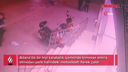 Kalabalığı umursamadı, park halindeki motosikleti çaldı