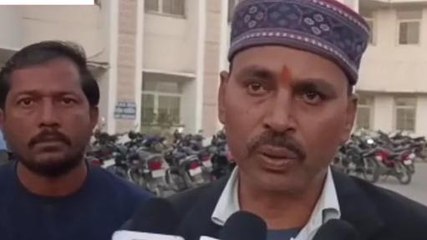 रीवा: कोर्ट परिसर के बाहर एक साथ तीन मोटरसाइकिल चोरों ने किए पार