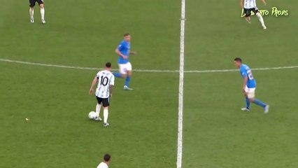 Lionel Messi Destroying Italy at Wembley (La Finalissima 2022) English Commentary