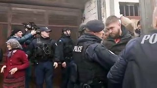 Kosovo and Metohija! Malteting and seizure of property in Velika Hoča, Leposavić by the Kosovo Police and ROSU units.