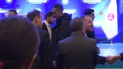 Adalet Bakanı Bozdağ: "Bugün Doğu Akdeniz adeta büyük bir göçmen mezarlığına dönmüş durumdadır"