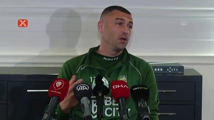 Burak Yılmaz: "Söz sahibi olsam tüm parayı altyapıya harcarım"
