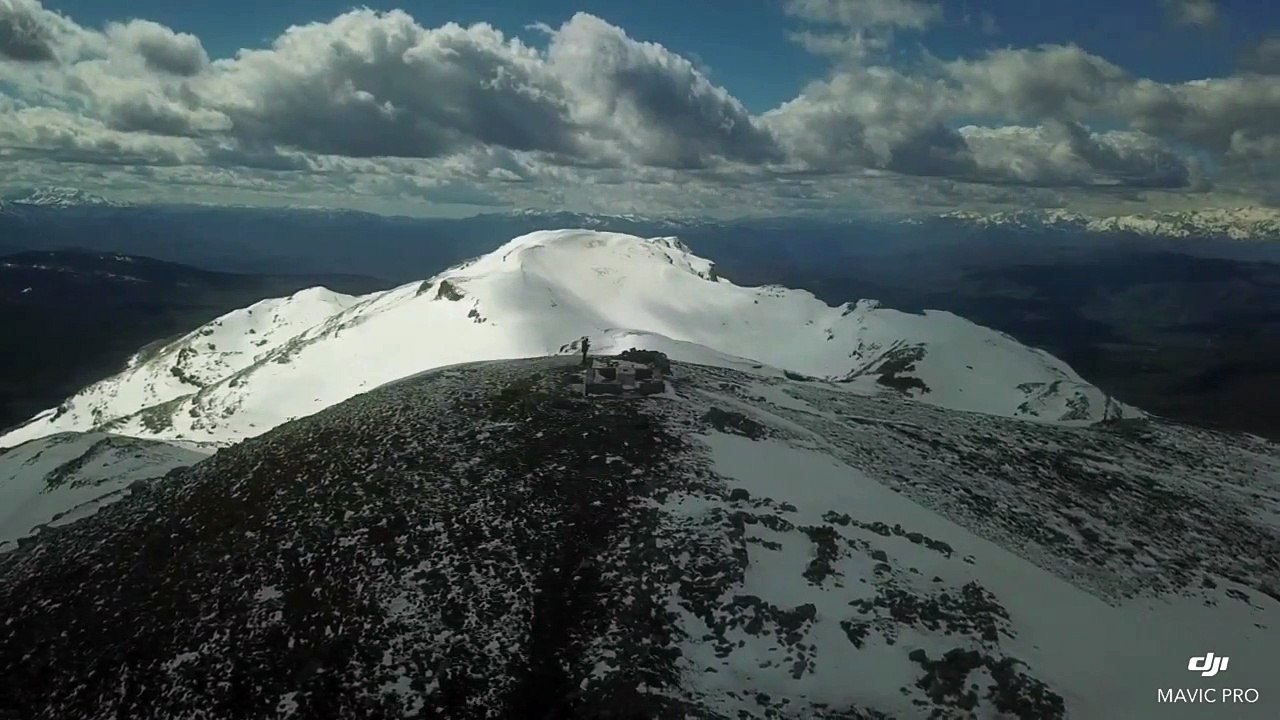 24 Pashtriku summit 1986m