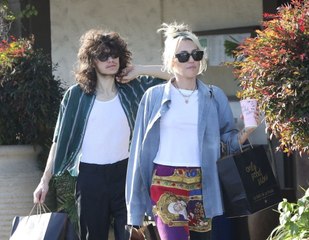 Miley Cyrus en couple : qui est son compagnon, Maxx Morando ?