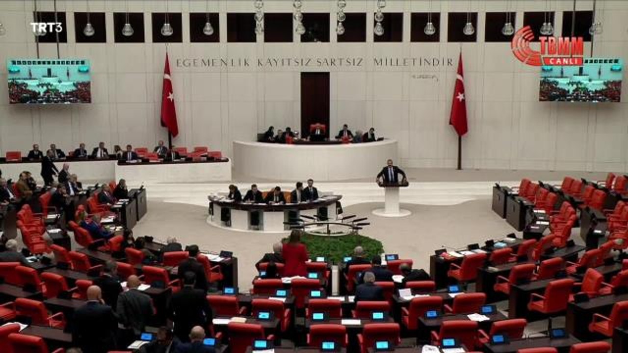 İyi Partili Ağıralioğlu: Yağmur Yağıyor, Dindarlar İktidarda. Yağmur Durdu, E Çok Günah İşliyorsunuz Siz De
