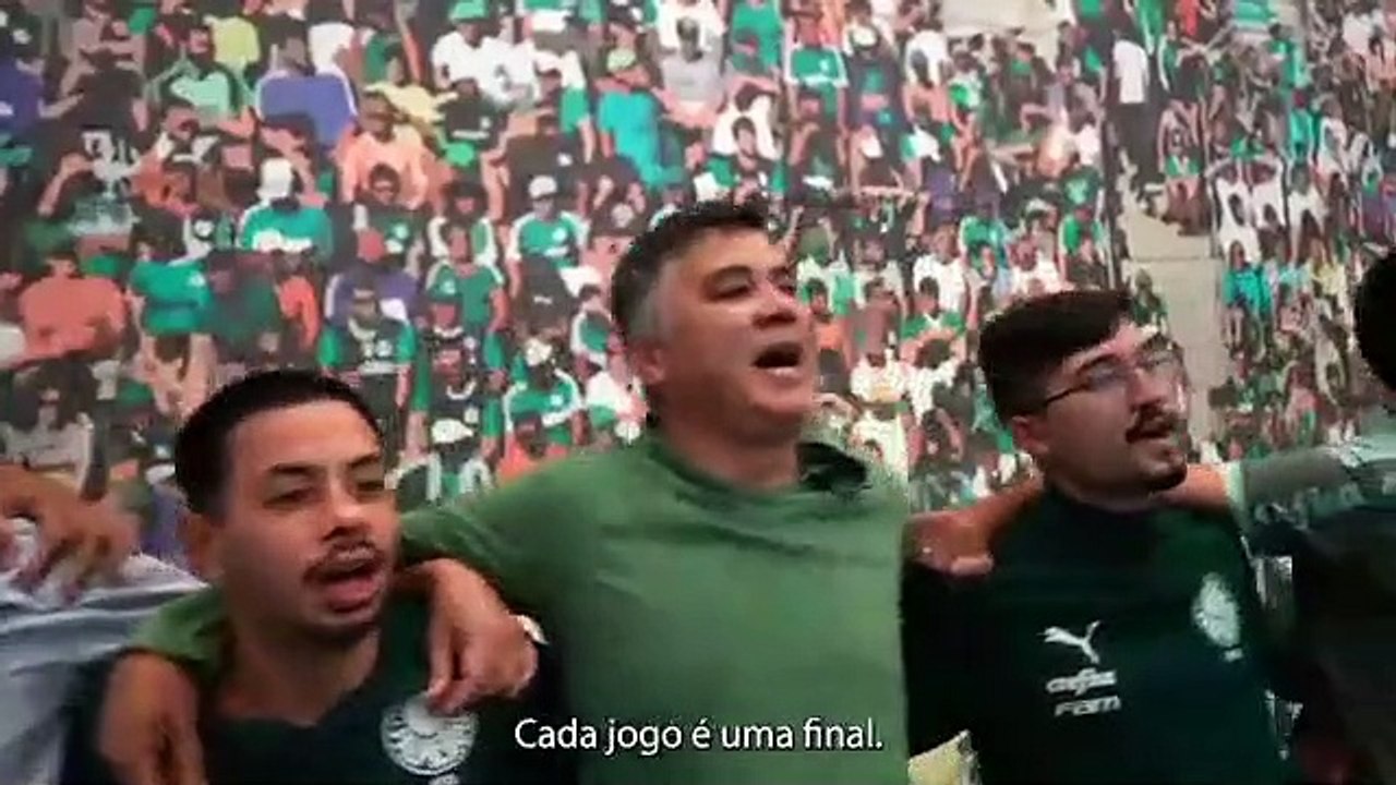 Confira a música cantada por comissão de Abel e funcionários do Palmeiras