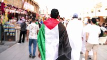 شاهد: علم فلسطين يبعث برسالة سياسية من الجمهور العربي إلى العالم خلال مونديال قطر