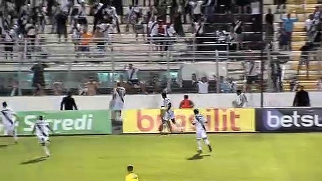 Assista aos melhores momentos da vitória da Ponte Preta sobre o Corinthians