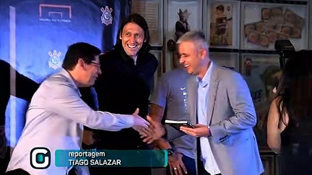 Veja como foi o evento de lançamento do livro biográfico do goleiro Cássio