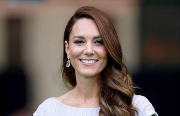 Kate Middleton Is Reportedly Indeed a "Hugger"