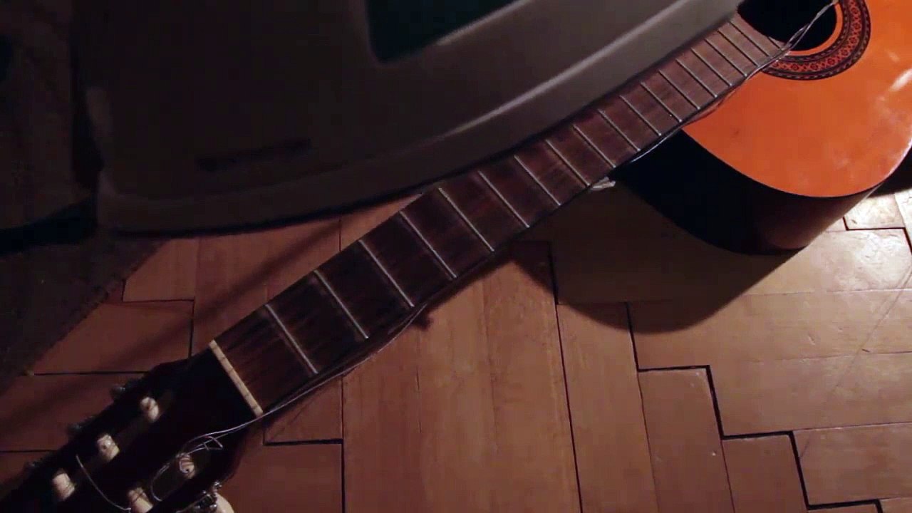 Bowed Guitar Neck & No Truss Rod Quick Fix with NO TOOLS! Video