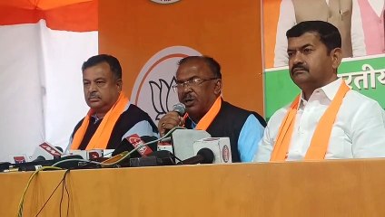 स्कूलों मे एक लाख मास्टरों की कमी, सरकार चुप